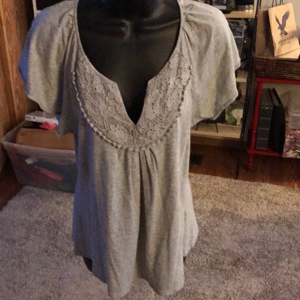 Ann Taylor gray top.